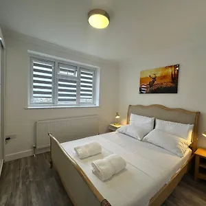 Guest house Lamorna, Luton (Bedfordshire)